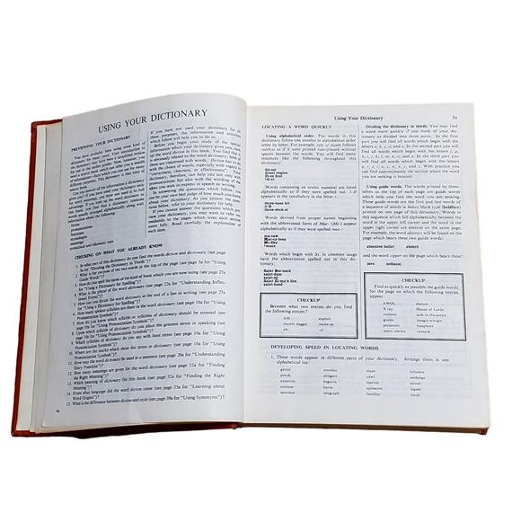 1974 Merriam Websters New Students Dictionary Vtg HC USA - Picture 8 of 11